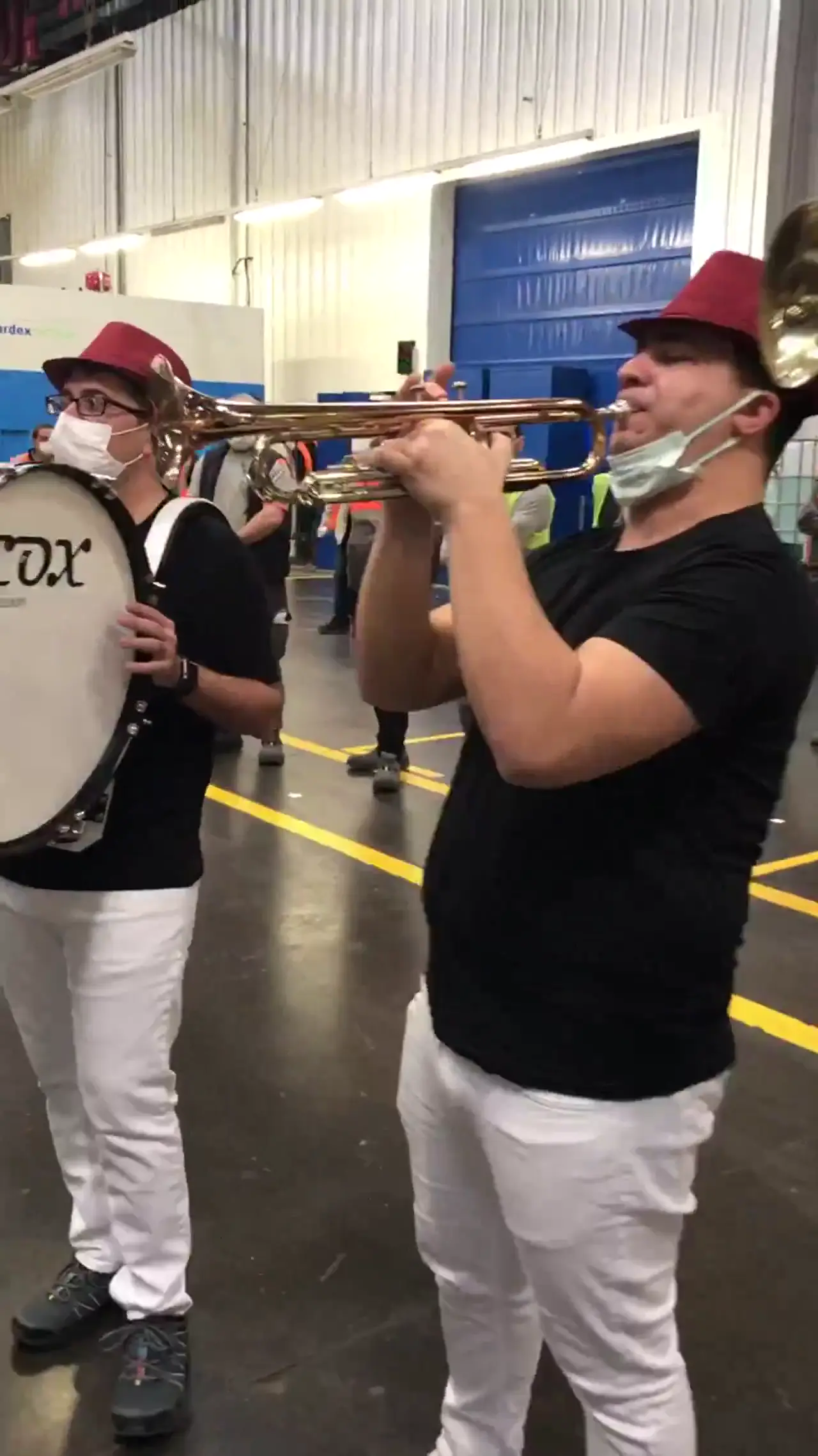 Mobil Orkestra & Bando